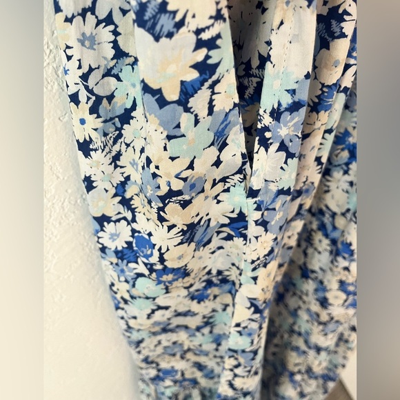 GAP Ruffle Neck Midi Dress Blue Floral Smocked Small Shirred Ruffle - Picture 14 of 14